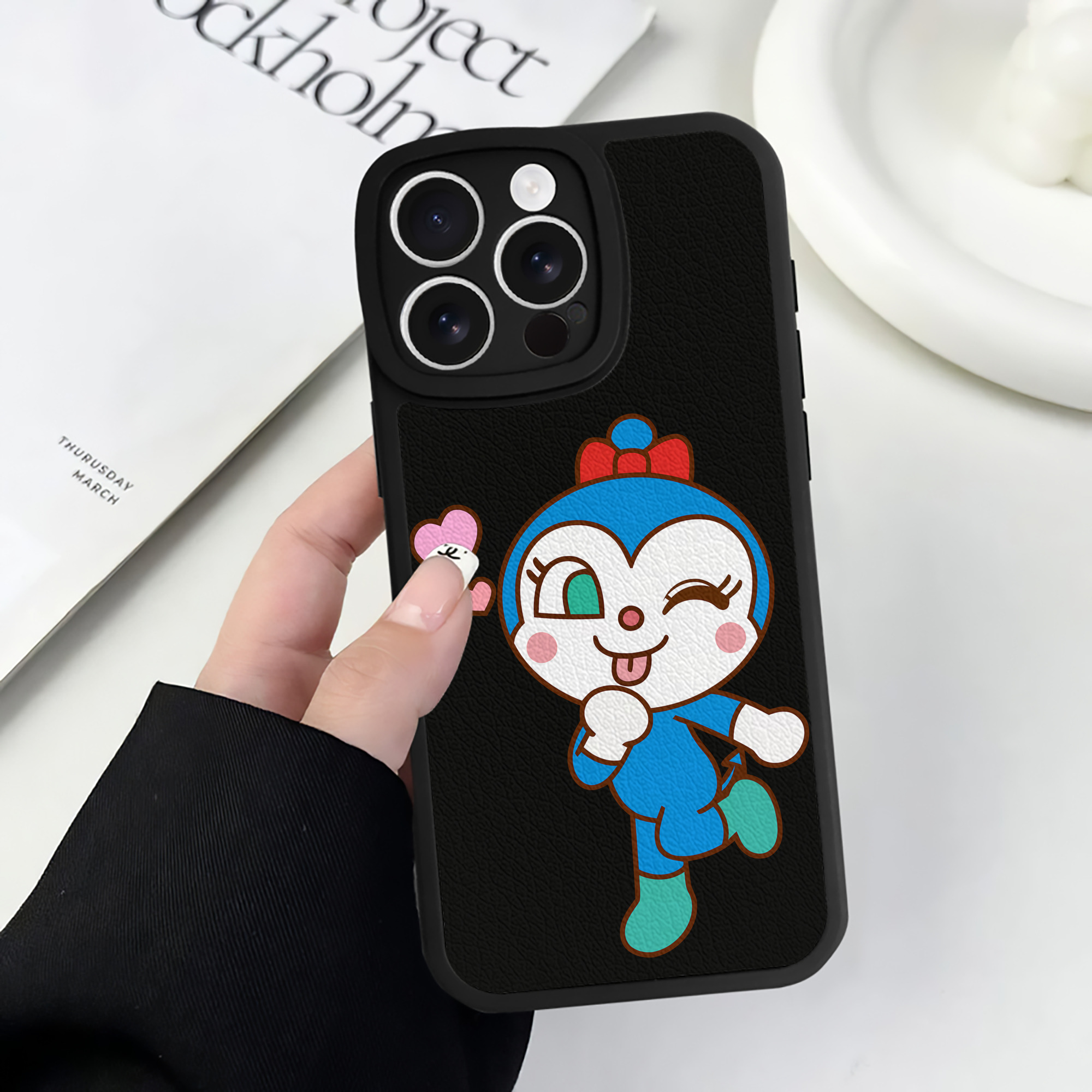 （画像用） アンパンマン Anpanman 【iPhone 16シリーズ対応】シリコンスマホケース（レザー調） 材質：シリコン